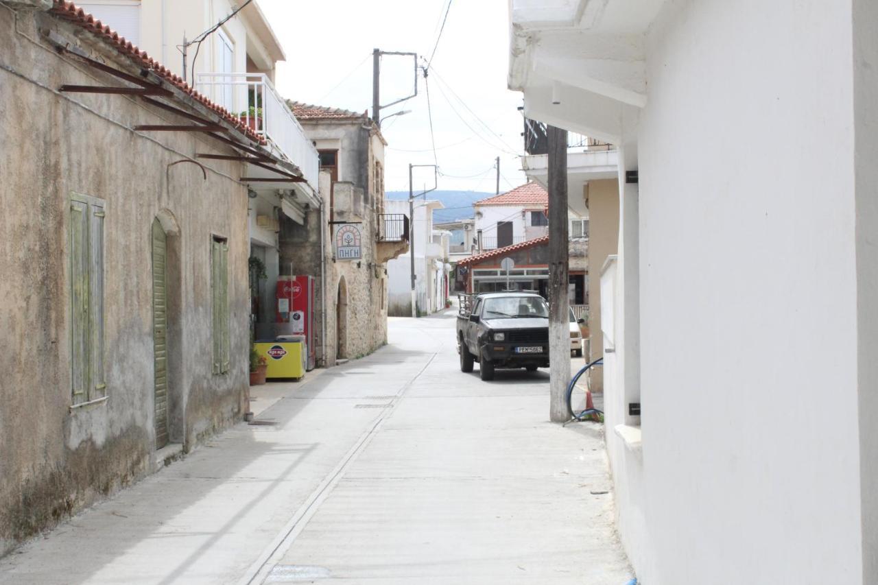 Piedra * Pigi (Crete)